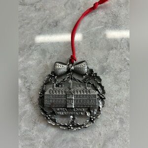 Wren Building Williamsburg VA metal ornament